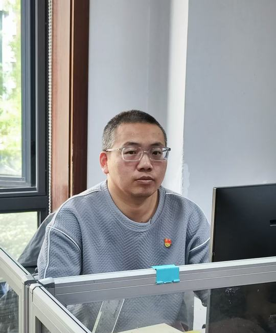 李凱.png